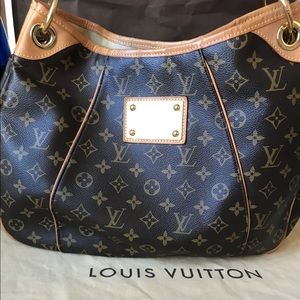 Louis Vuitton Galleria PM 100% Authentic